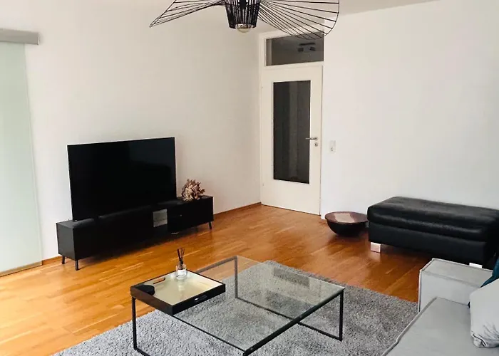 Moderne Wohnung In Zentraler Lage